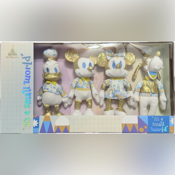 Walt Disney World 50th AnniversaryIt's A Small World Limited Edition Plush Set